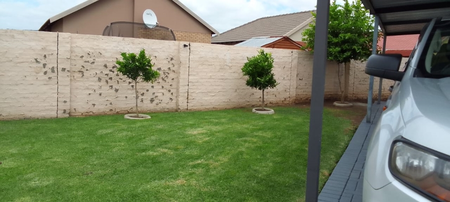 3 Bedroom Property for Sale in Waterkloof Hill Estate North West